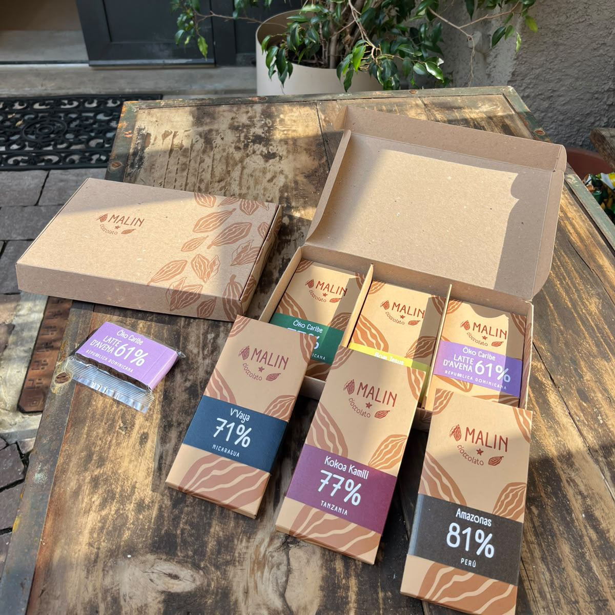 Confezione regalo e tavolette Malin Cioccolato